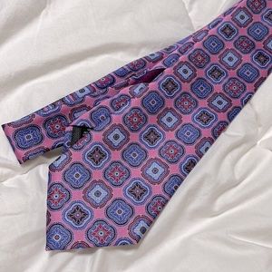 LIKE NEW. Ermenegildo Zegna silk tie. Made in Italy.